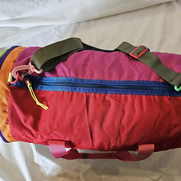 Cotopaxi Ligera 32L Packable Duffel Del Dia Colorful Lightweight Travel Gym Bag - Picture 2 of 9